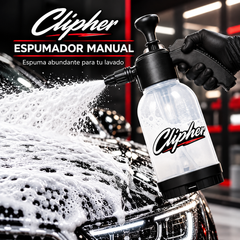Espumador Manual CLIPHER en acción durante el lavado del auto